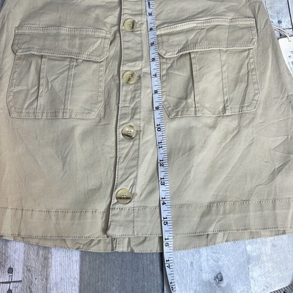NWT Copper key khaki colored button down‎ skirt w/cargo pockets. Medium. - Picture 7 of 10
